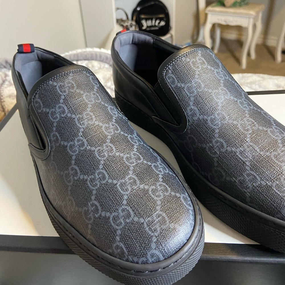 Gucci GG supreme sneakers